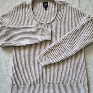 GAP Women's Cream Sweater Long Sleeve Scoop Neck Size S/P